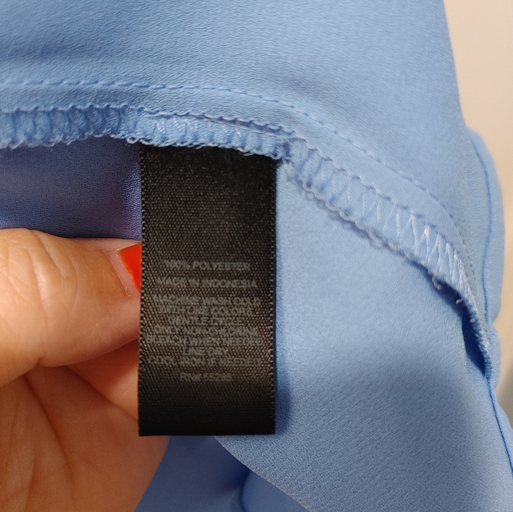 Euc Express Cold Shoulder Light Blue Button Down … - image 5